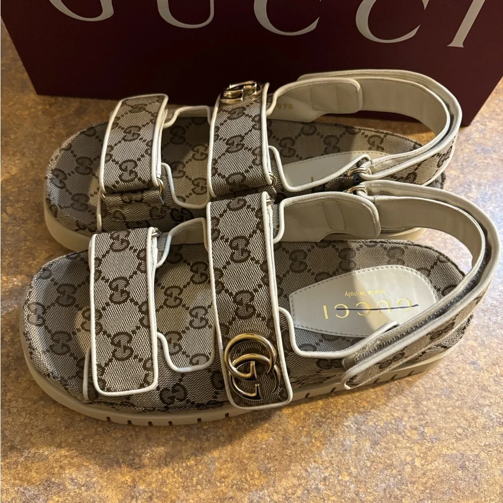 Gucci Beige Monogram Sandals - Picture 3 of 6
